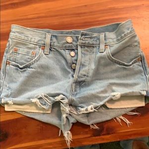 Cut offs Levi Strauss